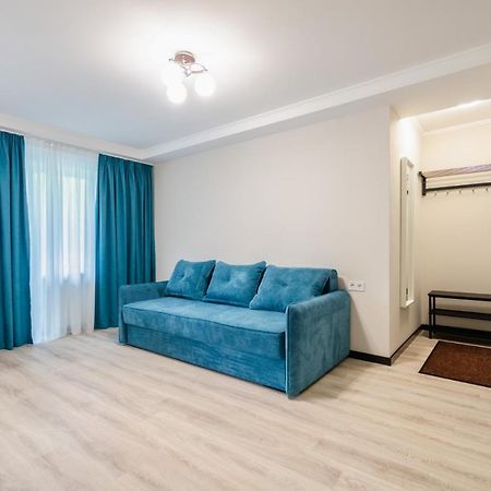 Artal Apartment On Obolonsky Avenue 16 キエフ エクステリア 写真