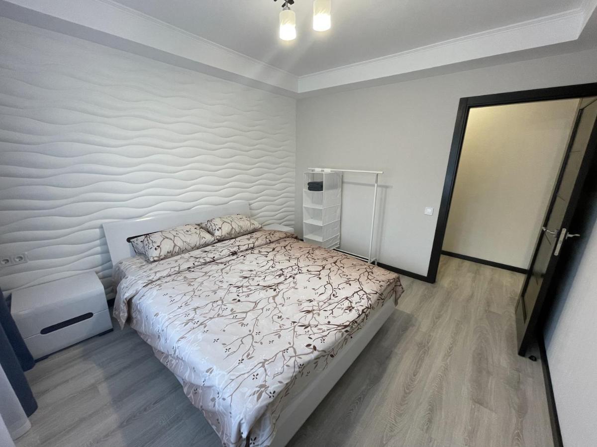 Artal Apartment On Obolonsky Avenue 16 キエフ エクステリア 写真